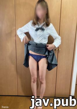 FC2 fc2-ppv 1527679 Complete first shot I will do my best to repay the scholarship A hard-working student working at a complete face-up bakery will graduate from virginity with the first AV shoot! Massive vaginal cum shot while licking the toes for the first time!