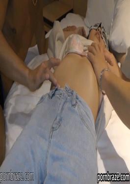 FC2 fc2-ppv 1568837 Personal shooting Two other sticks that my husband eats while taking his daughter to the hospital. This is Ji Po addiction ...