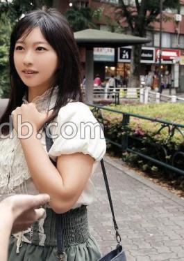 FC2PPV-4289217 Personal A Young Wife With Beautiful Skin And Beautiful Breasts Who Lives Alone And Lives A Carefree Life.